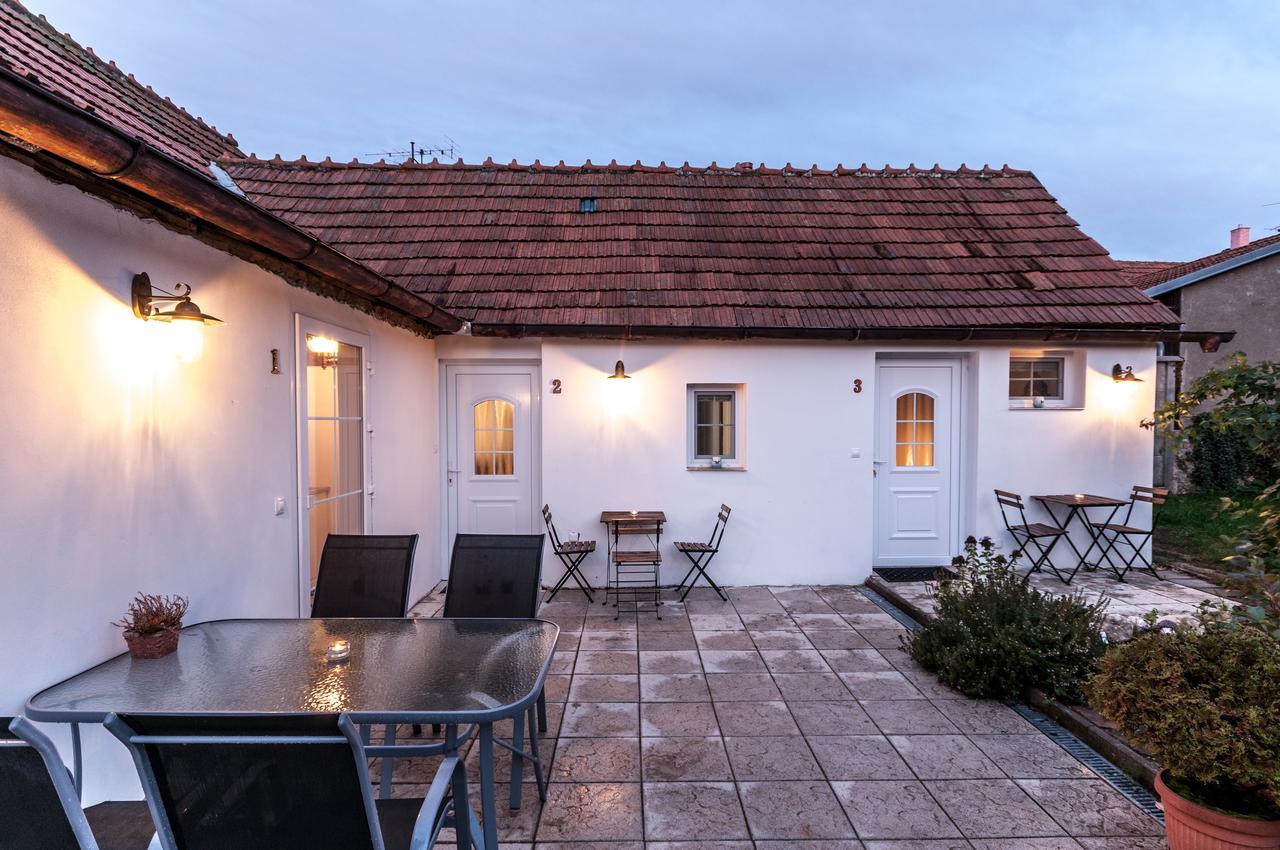Hotel Chalupka Hlohovec Exteriér fotografie